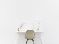 シンプルな部屋を